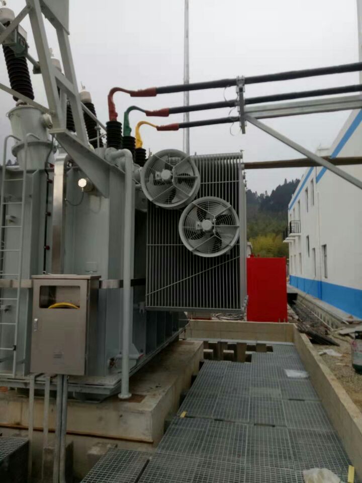 ���̰���